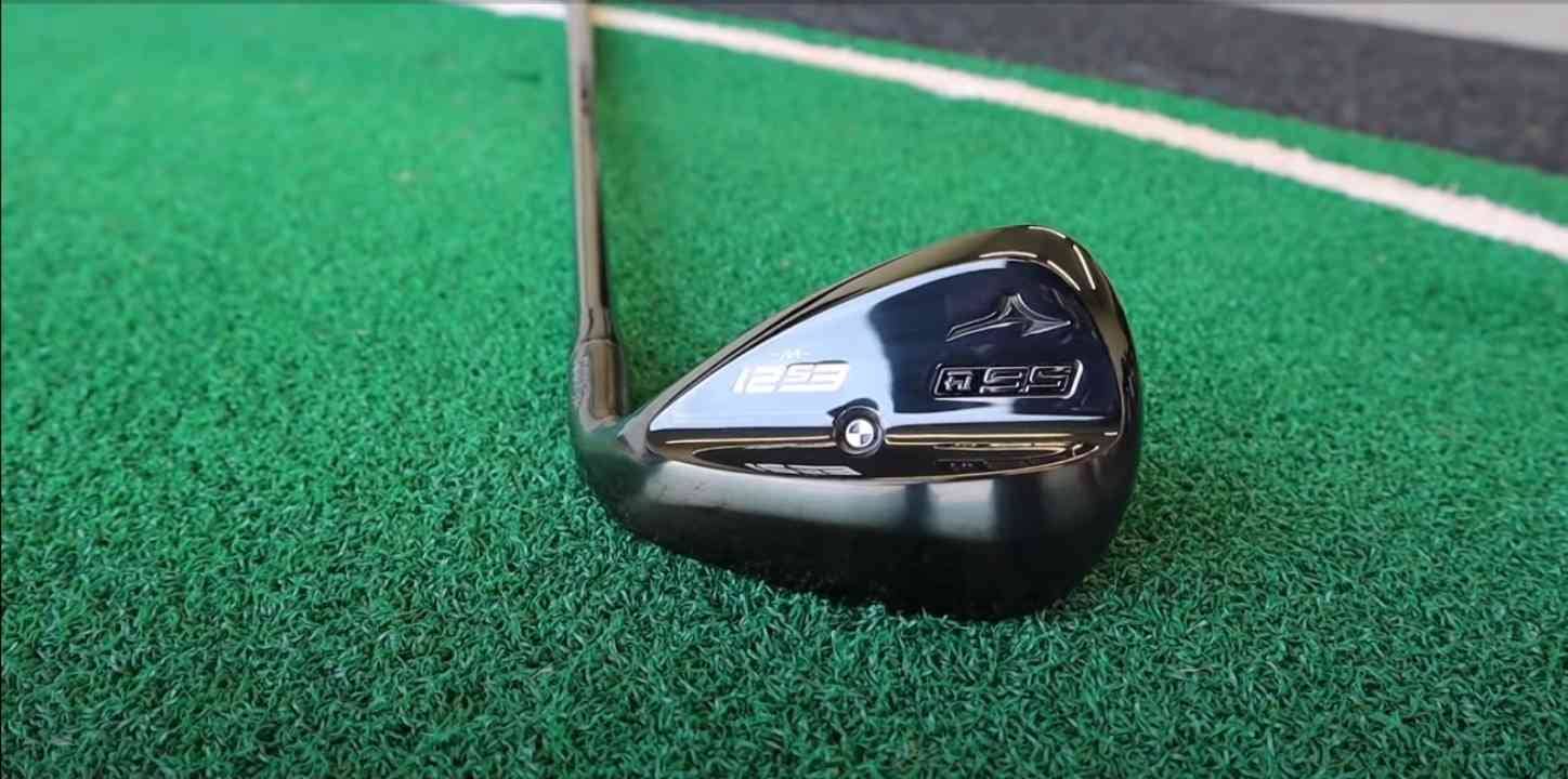 Read more about the article Mizuno ES21 Wedge Review 2023