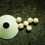 what golf ball compares to the titleist pro v1x